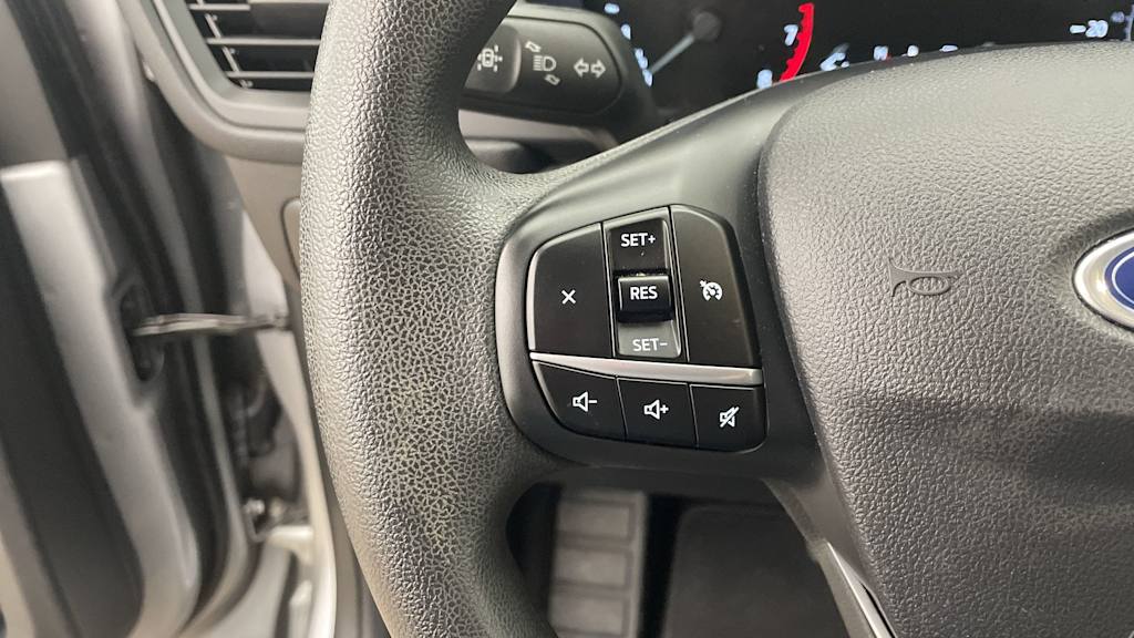Thumbnail: 2021 Ford Escape - 23