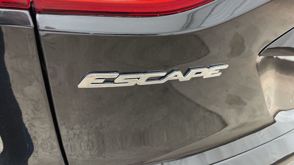 Thumbnail: 2014 Ford Escape - 35