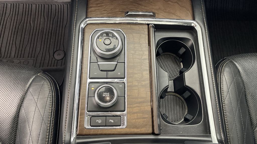 Thumbnail: 2019 Ford Expedition - 14