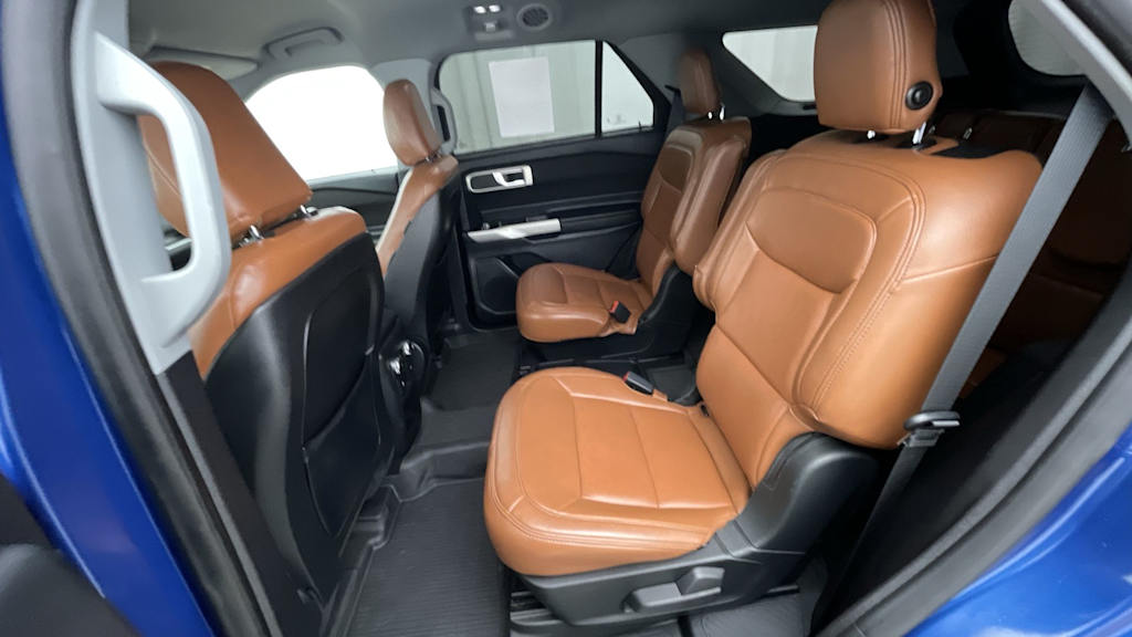Thumbnail: 2020 Ford Explorer - 12