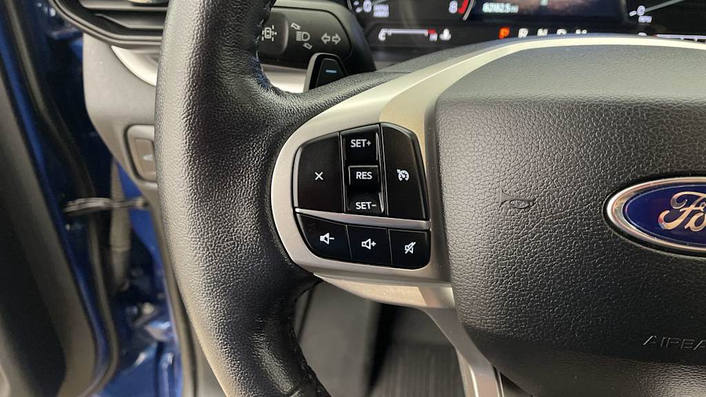 Thumbnail: 2020 Ford Explorer - 24