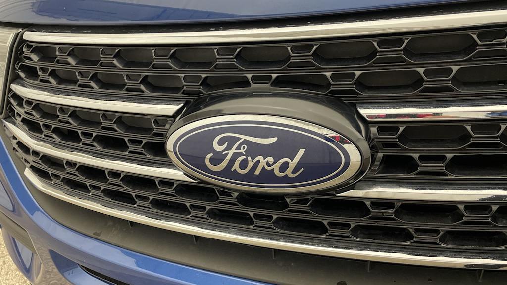 Thumbnail: 2020 Ford Explorer - 6