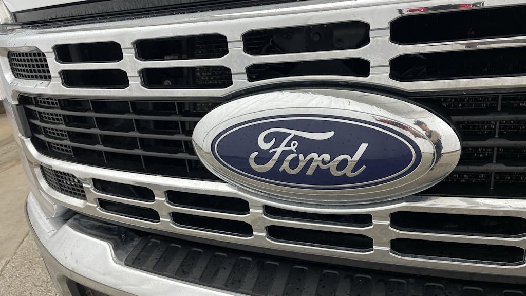 Thumbnail: 2023 Ford F-250 - 6