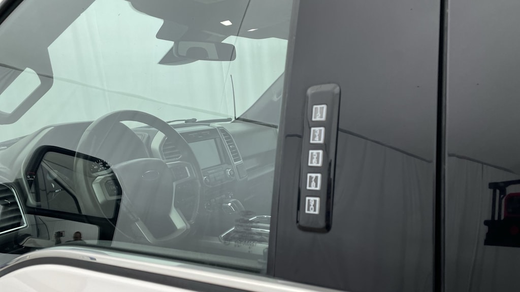 Thumbnail: 2016 Ford F-150 - 34