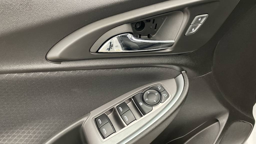 Thumbnail: 2024 Chevrolet Malibu - 20