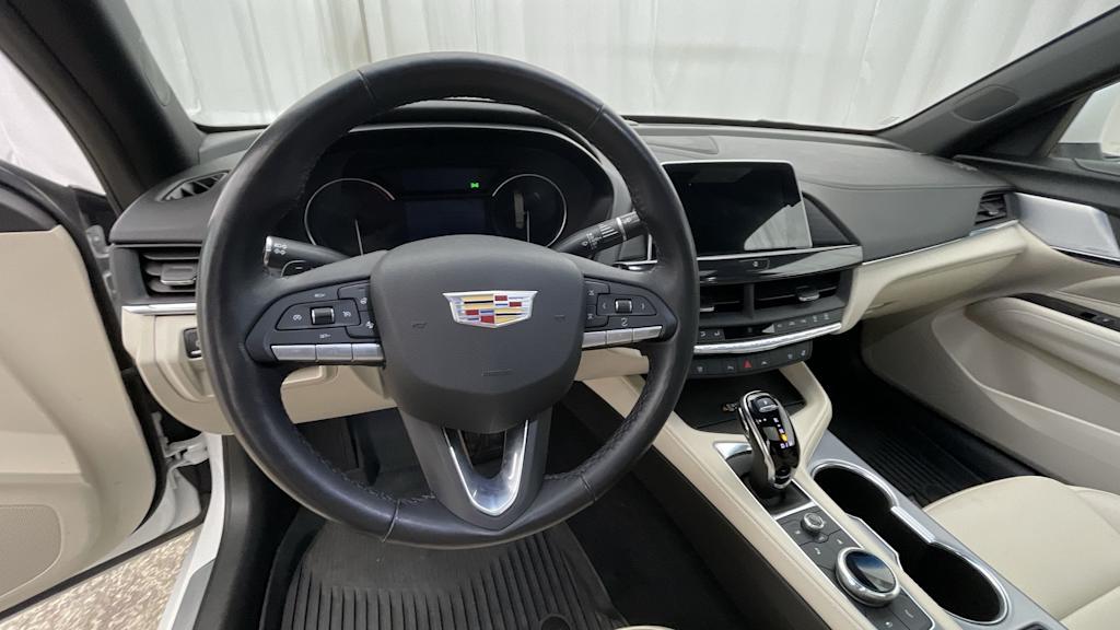 Thumbnail: 2024 Cadillac CT4 - 2