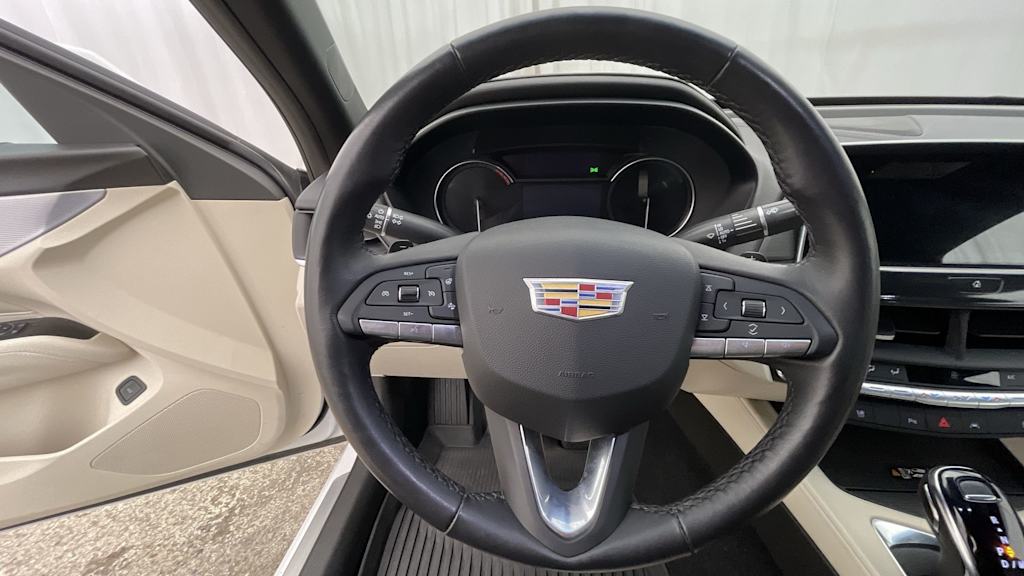 Thumbnail: 2024 Cadillac CT4 - 8