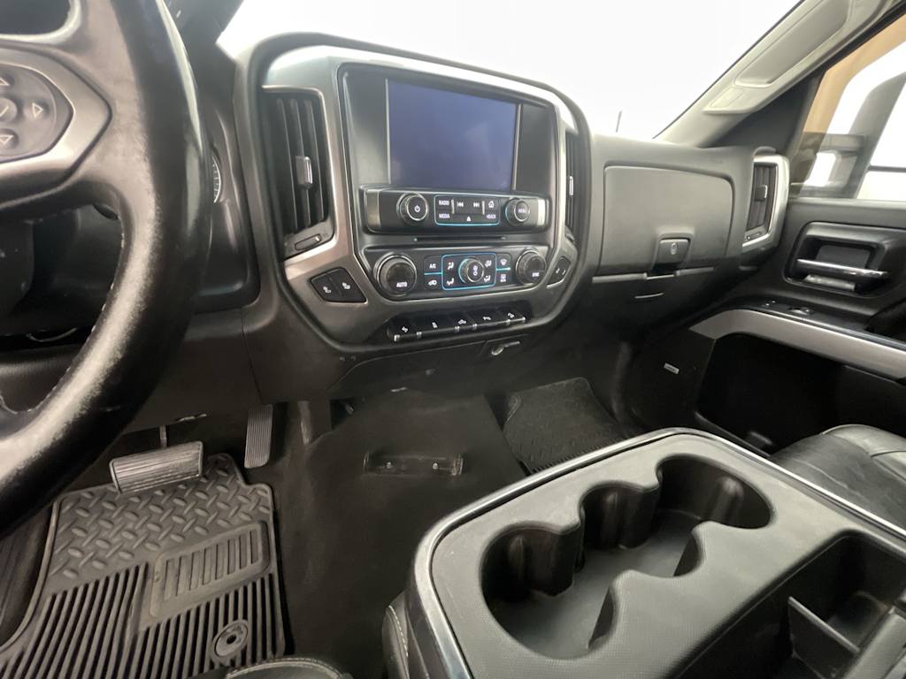 Thumbnail: 2016 Chevrolet Silverado 2500 - 27