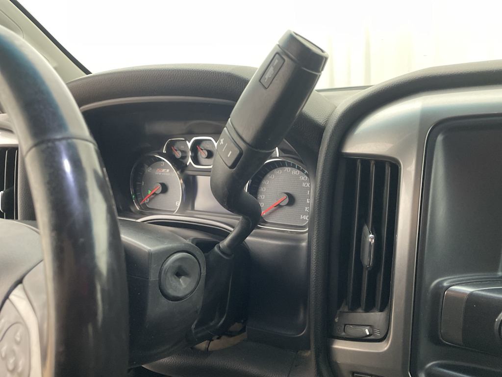 Thumbnail: 2016 Chevrolet Silverado 2500 - 30