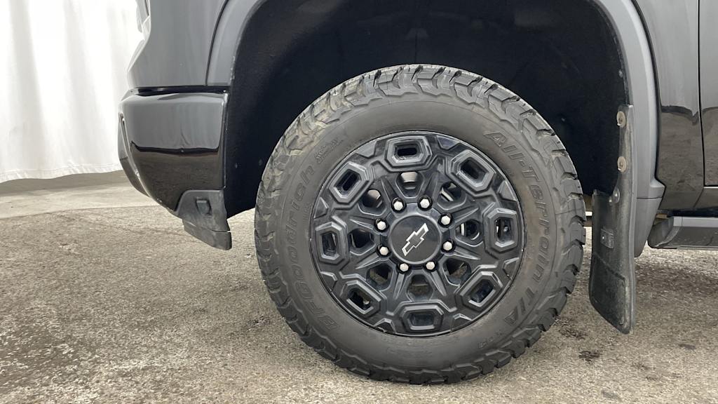 Thumbnail: 2024 Chevrolet Silverado 3500 - 7