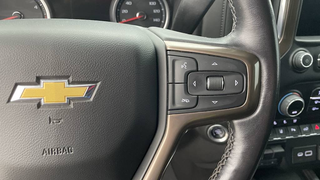 Thumbnail: 2022 Chevrolet Silverado 3500 - 26