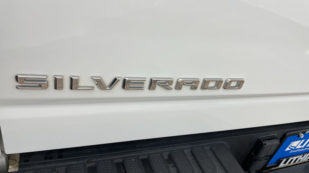 Thumbnail: 2022 Chevrolet Silverado 3500 - 42