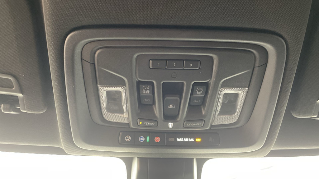 Thumbnail: 2022 Chevrolet Silverado 3500 - 30