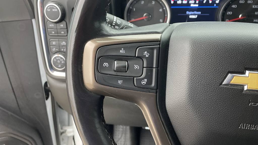 Thumbnail: 2022 Chevrolet Silverado 3500 - 25