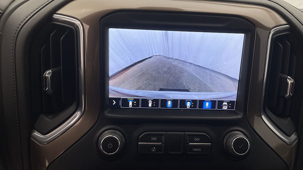 Thumbnail: 2022 Chevrolet Silverado 3500 - 19