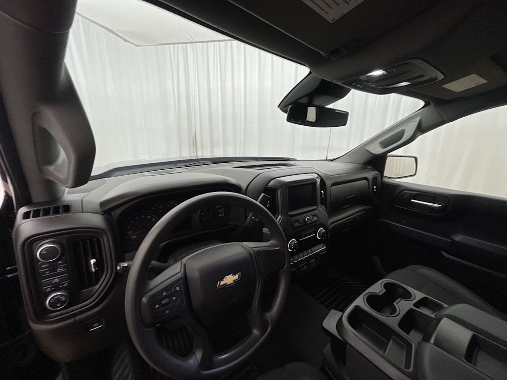 Thumbnail: 2024 Chevrolet Silverado 1500 - 2