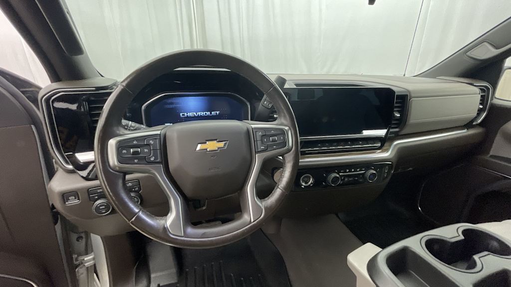 Thumbnail: 2022 Chevrolet Silverado 1500 - 2