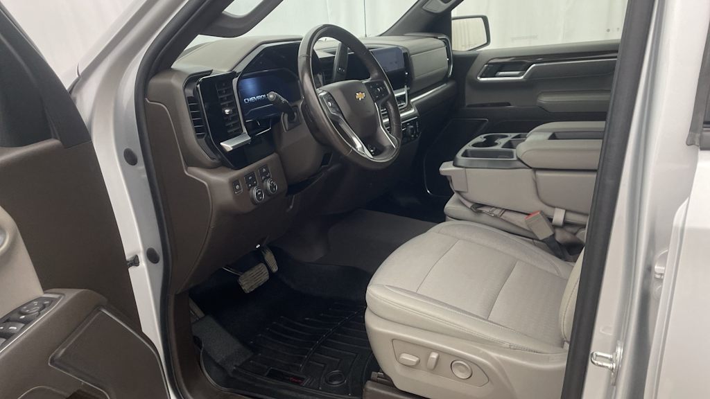 Thumbnail: 2022 Chevrolet Silverado 1500 - 10