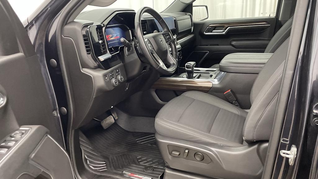 Thumbnail: 2023 Chevrolet Silverado 1500 - 10