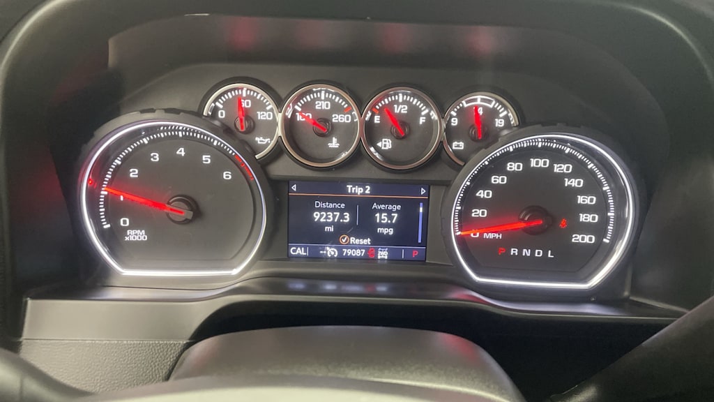 Thumbnail: 2021 Chevrolet Silverado 1500 - 15
