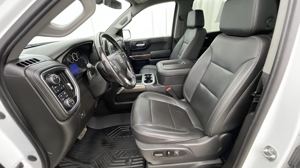 Thumbnail: 2021 Chevrolet Silverado 1500 - 11