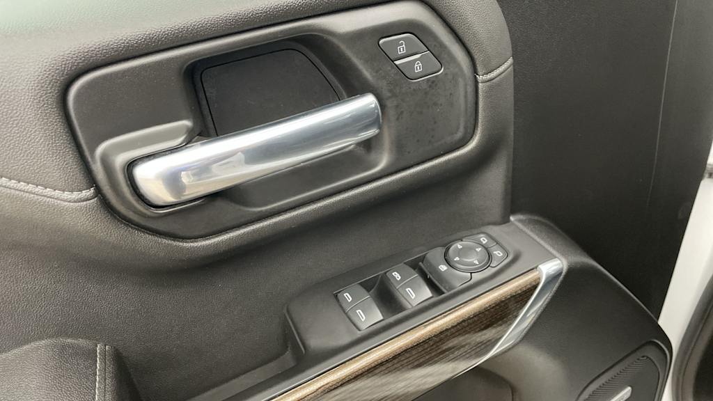 Thumbnail: 2021 Chevrolet Silverado 1500 - 19