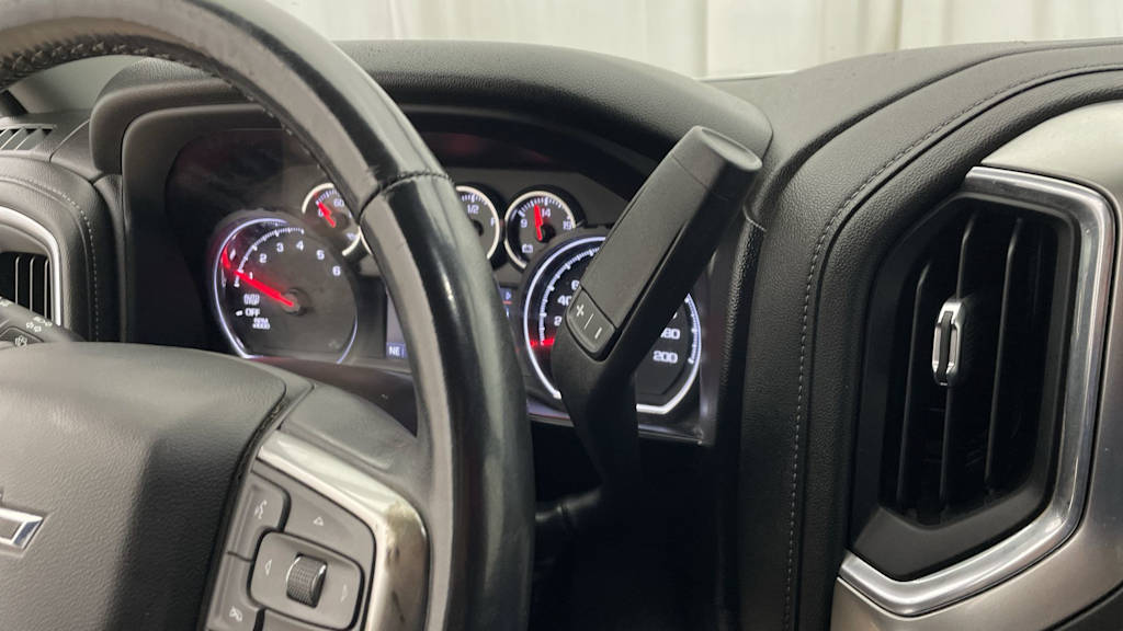 Thumbnail: 2021 Chevrolet Silverado 1500 - 13