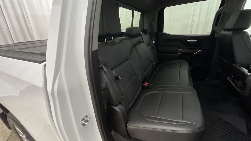 Thumbnail: 2021 Chevrolet Silverado 1500 - 21