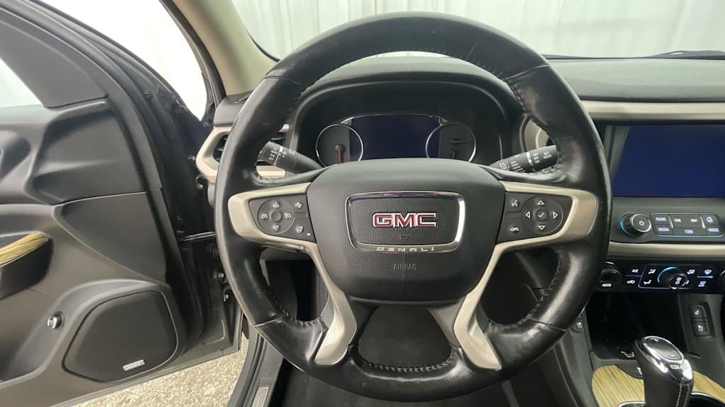 Thumbnail: 2017 GMC Acadia - 13