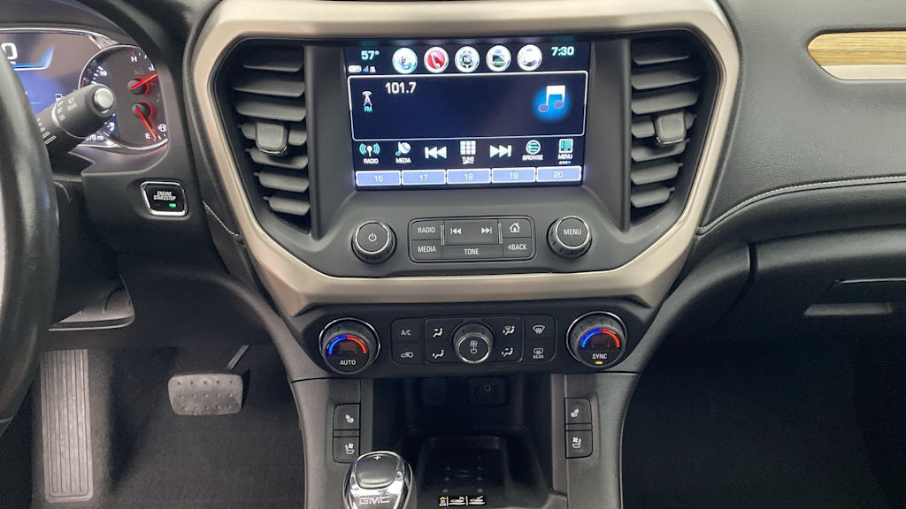 Thumbnail: 2017 GMC Acadia - 30