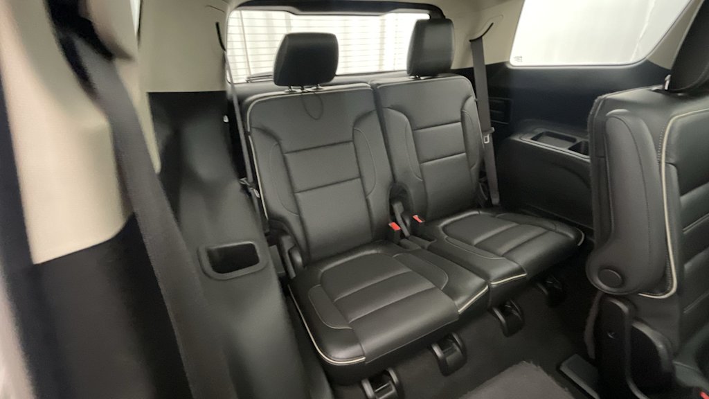 Thumbnail: 2017 GMC Acadia - 24
