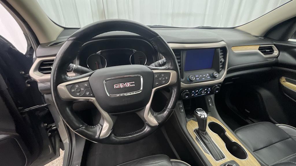 Thumbnail: 2017 GMC Acadia - 2