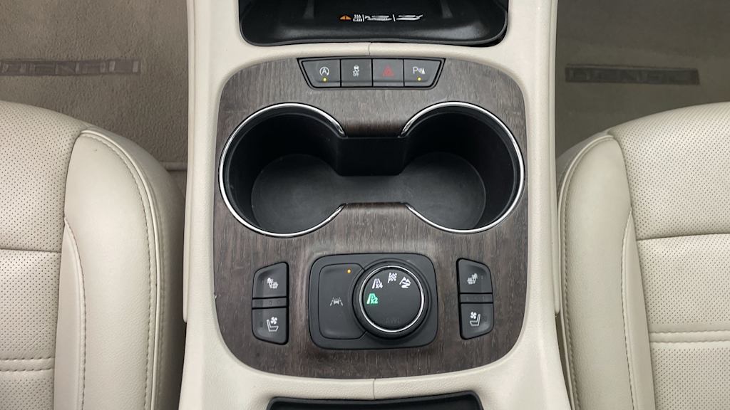 Thumbnail: 2023 GMC Acadia - 34
