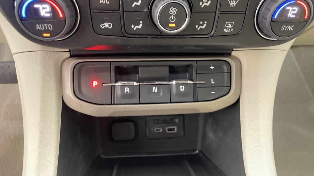 Thumbnail: 2023 GMC Acadia - 30