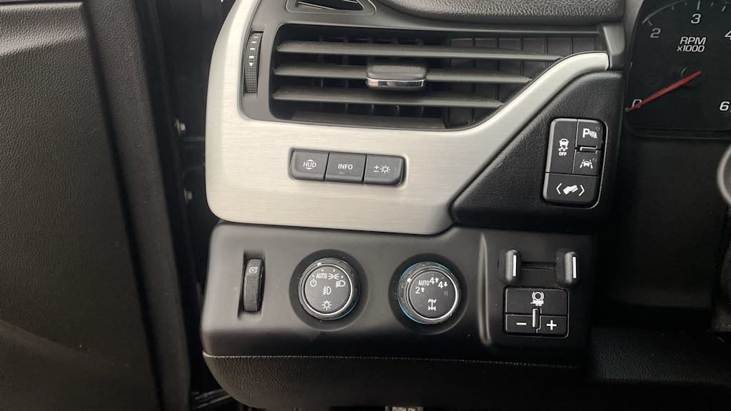 2019 GMC Yukon SLT 34