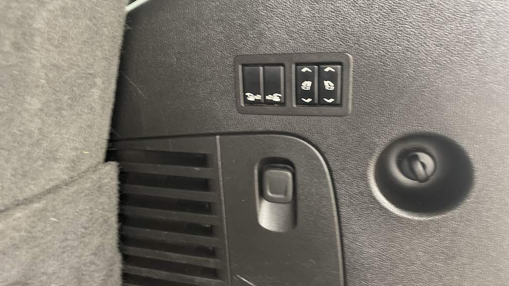 2019 GMC Yukon SLT 36