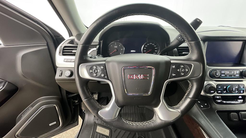 2019 GMC Yukon SLT 13