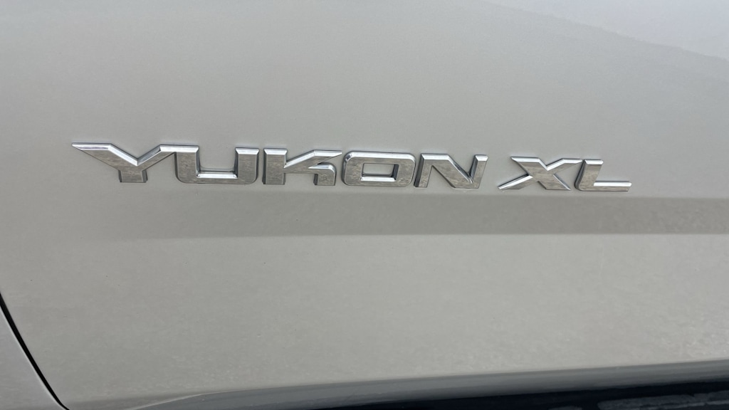 Thumbnail: 2020 GMC Yukon XL - 42