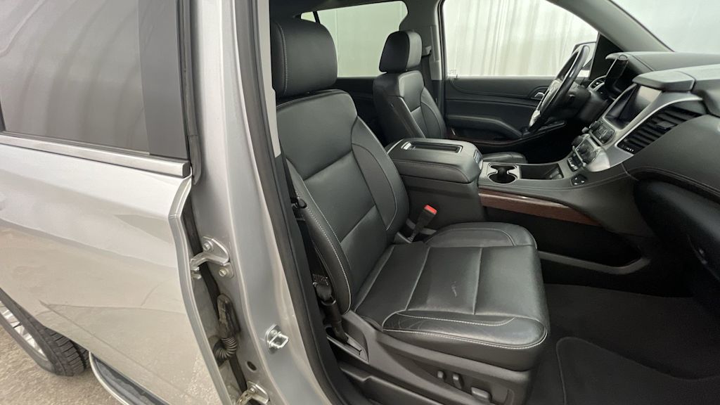 Thumbnail: 2020 GMC Yukon XL - 25