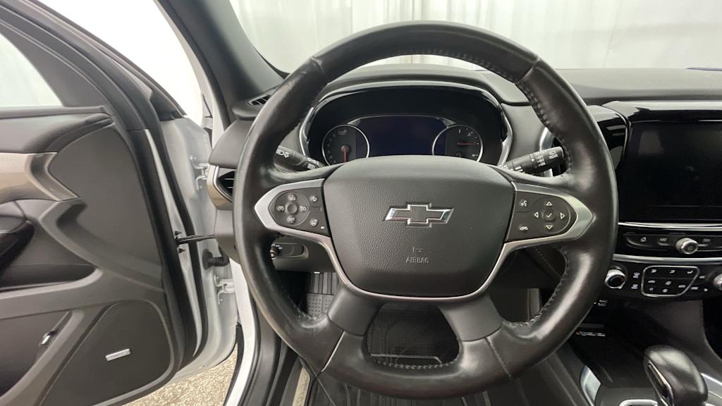 Thumbnail: 2022 Chevrolet Traverse - 13