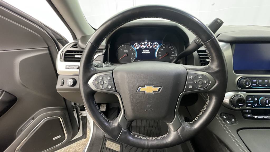 Thumbnail: 2019 Chevrolet Tahoe - 14