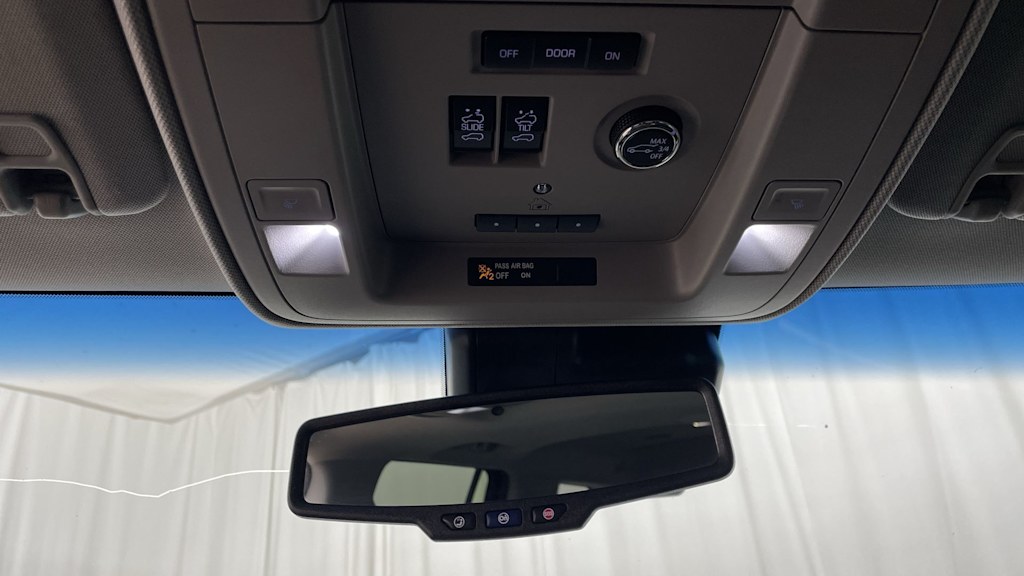 Thumbnail: 2019 Chevrolet Tahoe - 33