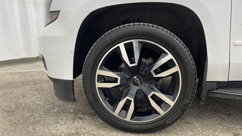 Thumbnail: 2019 Chevrolet Tahoe - 8