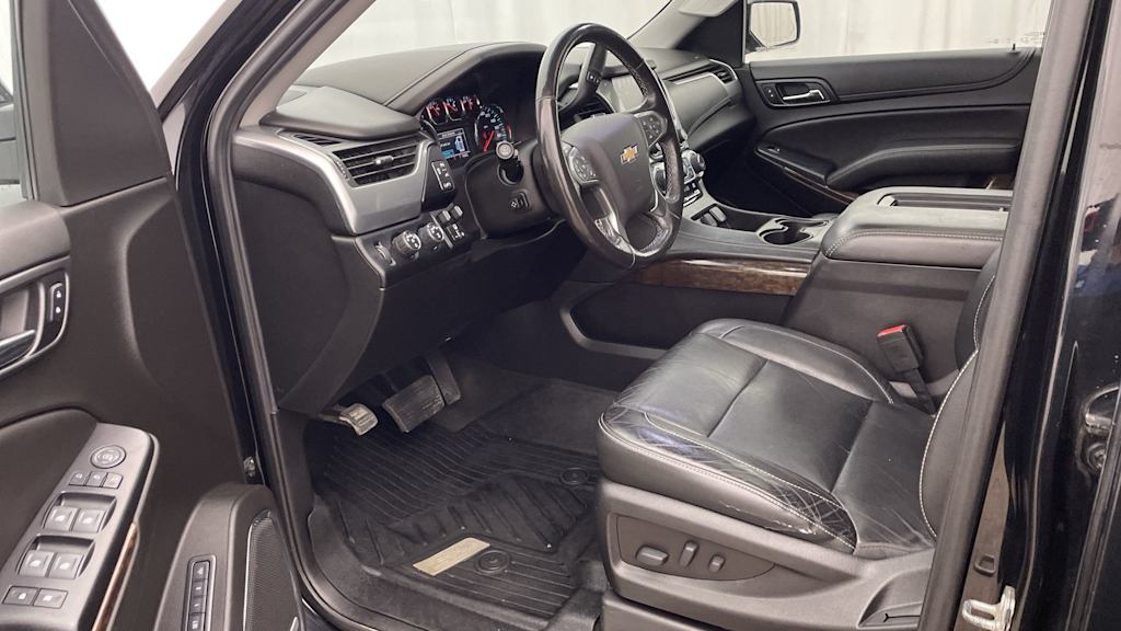 Thumbnail: 2018 Chevrolet Suburban - 10