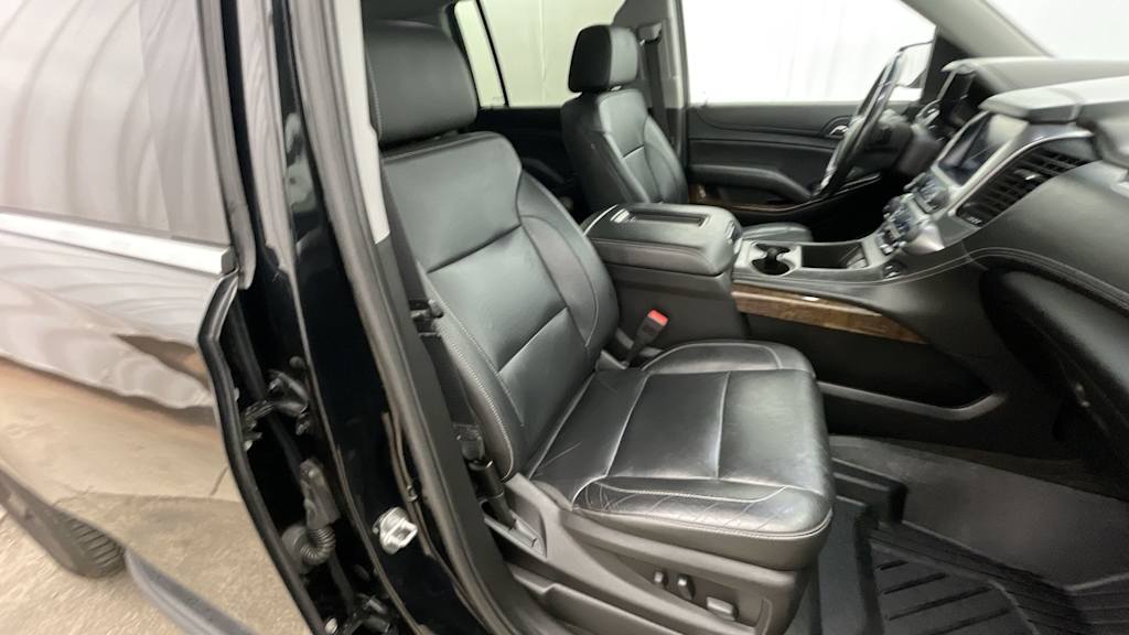 Thumbnail: 2018 Chevrolet Suburban - 26