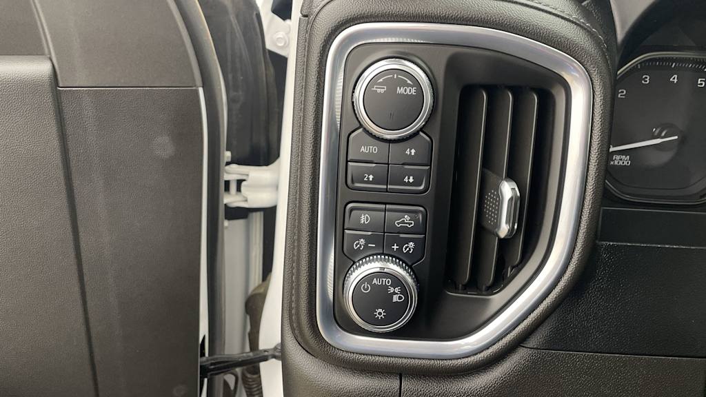 Thumbnail: 2022 GMC Sierra 1500 - 32