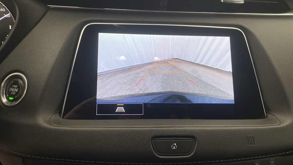 Thumbnail: 2021 Cadillac XT4 - 14