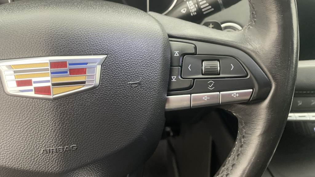 Thumbnail: 2021 Cadillac XT4 - 24