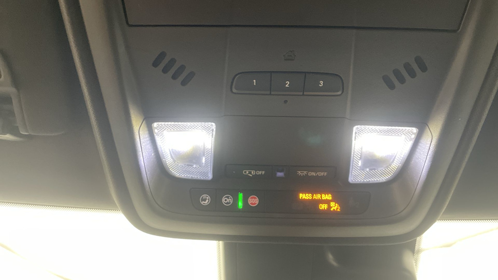 Thumbnail: 2021 Cadillac XT4 - 29