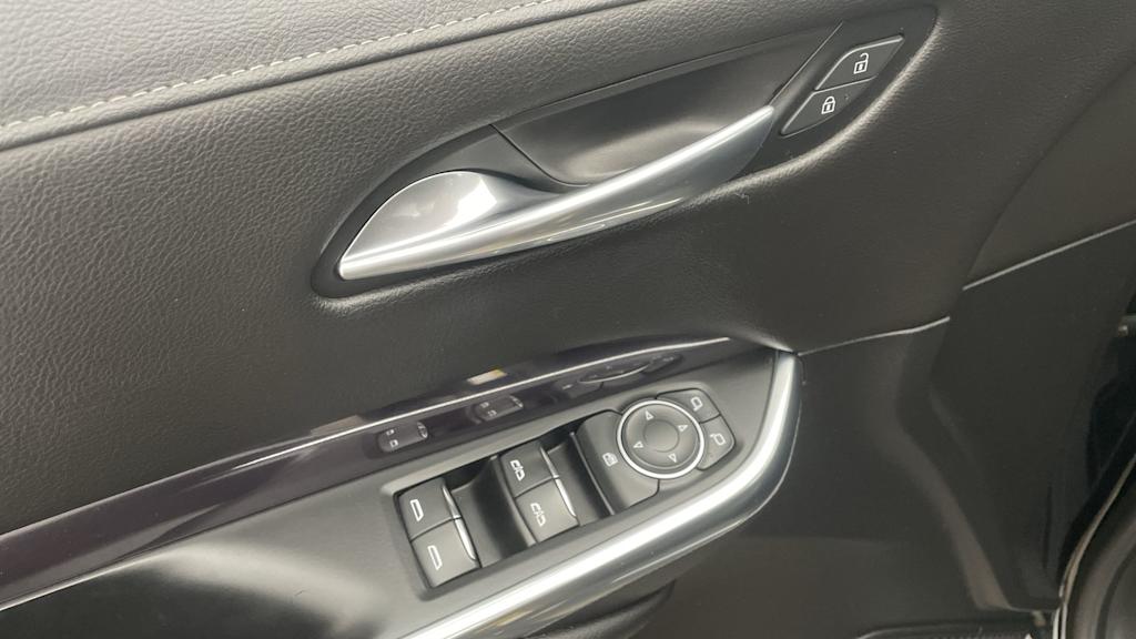 Thumbnail: 2021 Cadillac XT4 - 20